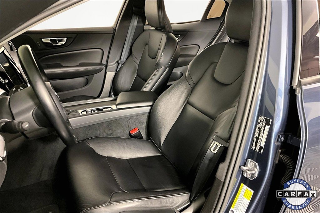 Used 2020 Volvo S60 T5 Momentum image 20