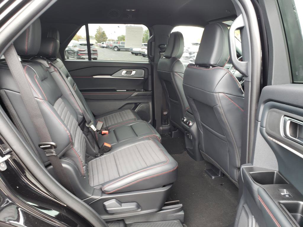 New 2026 Ford Explorer ST-Line image 14