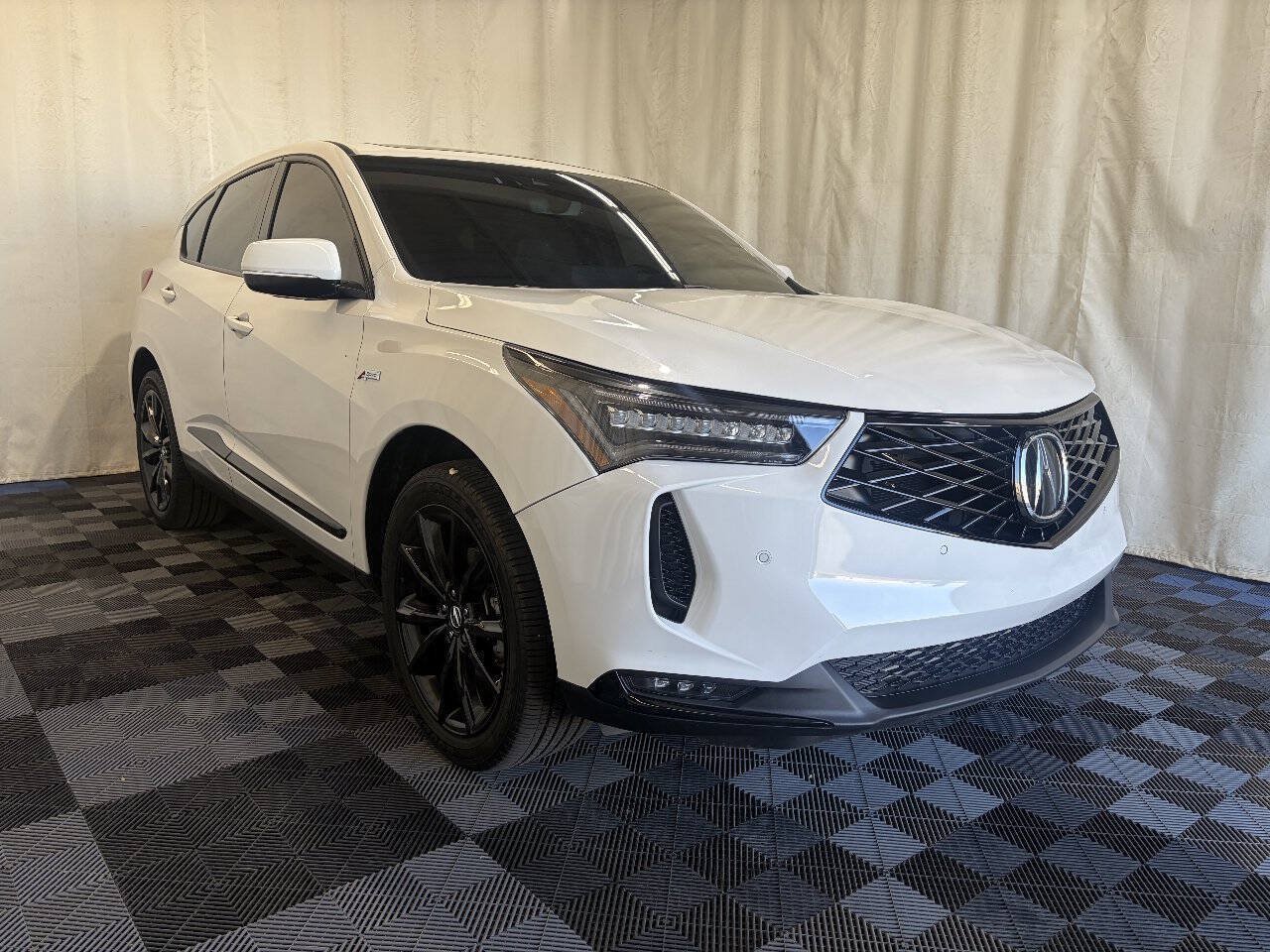 Used 2026 Acura RDX w/ Advance Package AWD/4WD image 3