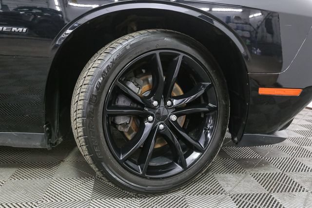 Used 2016 Dodge Challenger R/T Plus RWD image 13