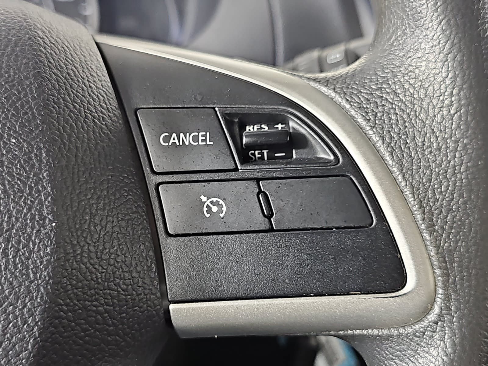 Used 2024 Mitsubishi Mirage ES FWD image 17