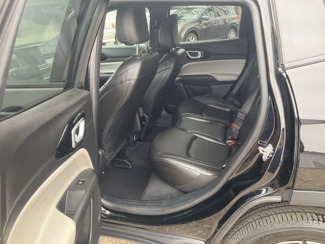 Used 2025 Jeep Compass Limited AWD/4WD image 39