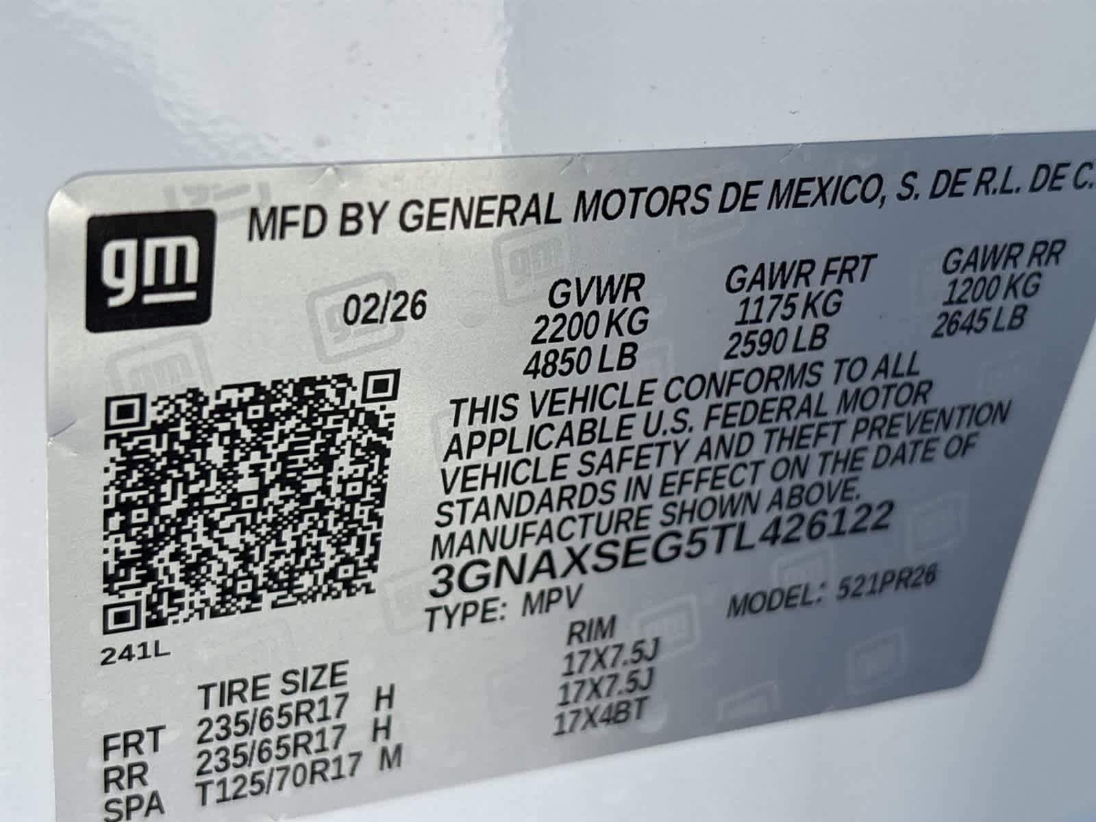 New 2026 Chevrolet Equinox ACTIV w/ Convenience Package III AWD/4WD image 33