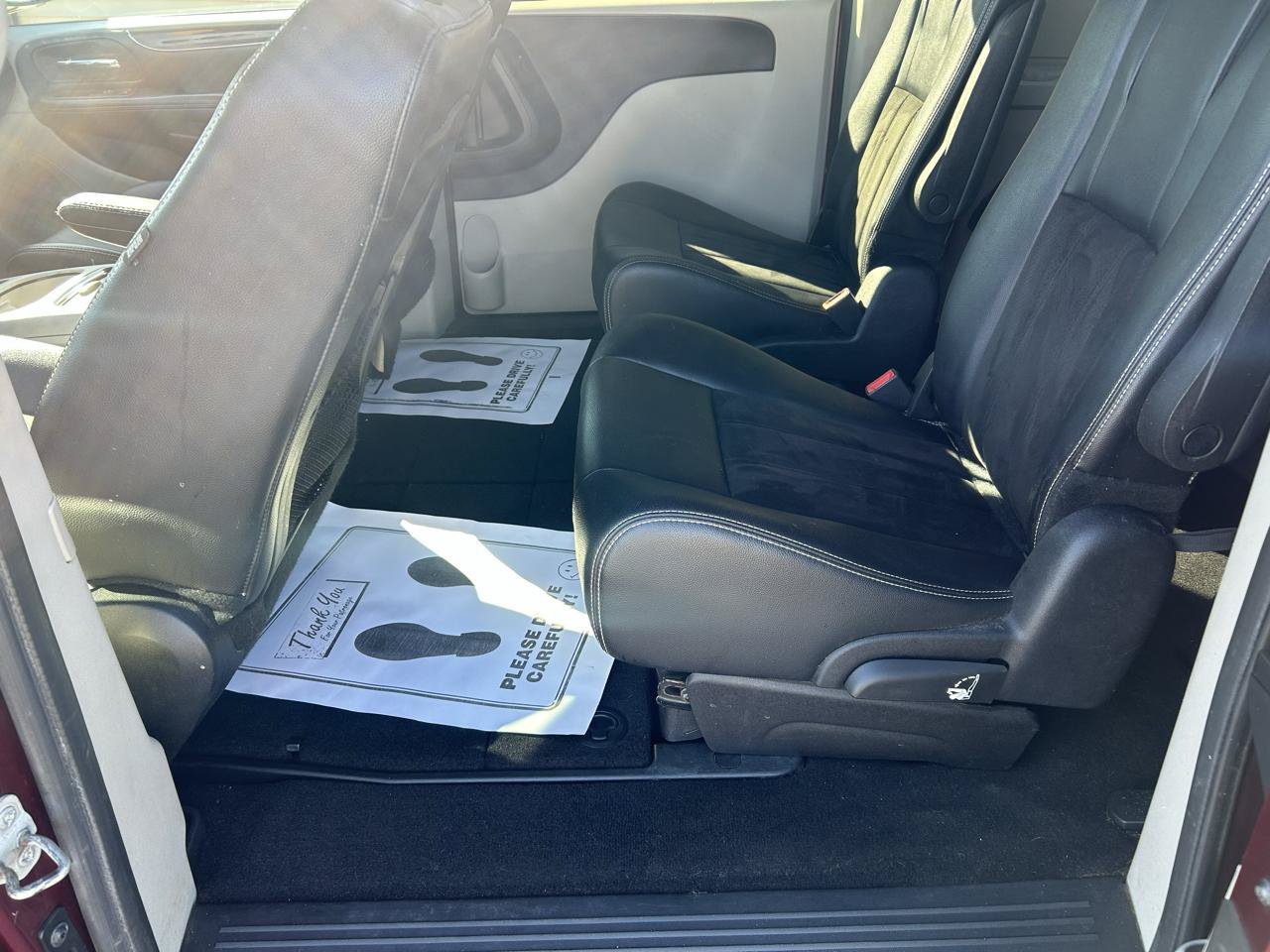 Used 2019 Dodge Grand Caravan SXT FWD image 9