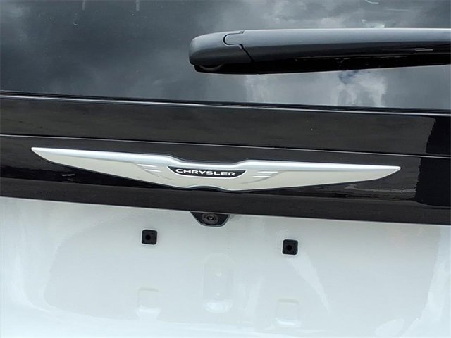 New 2026 Chrysler Voyager LX image 7