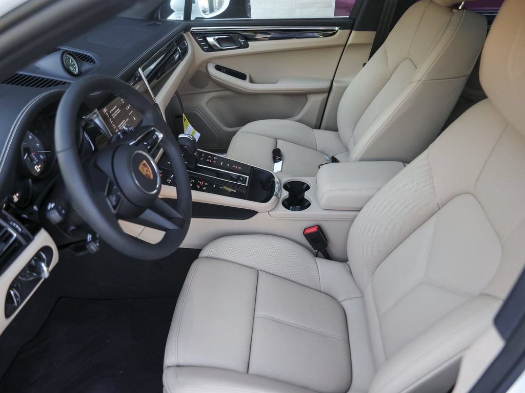 New 2026 Porsche Macan S AWD/4WD image 18