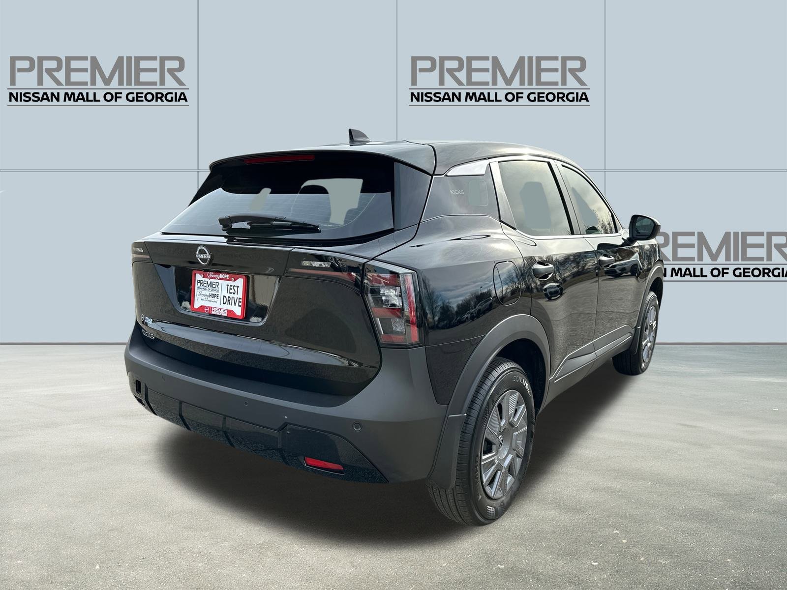 New 2026 Nissan Kicks S image 5