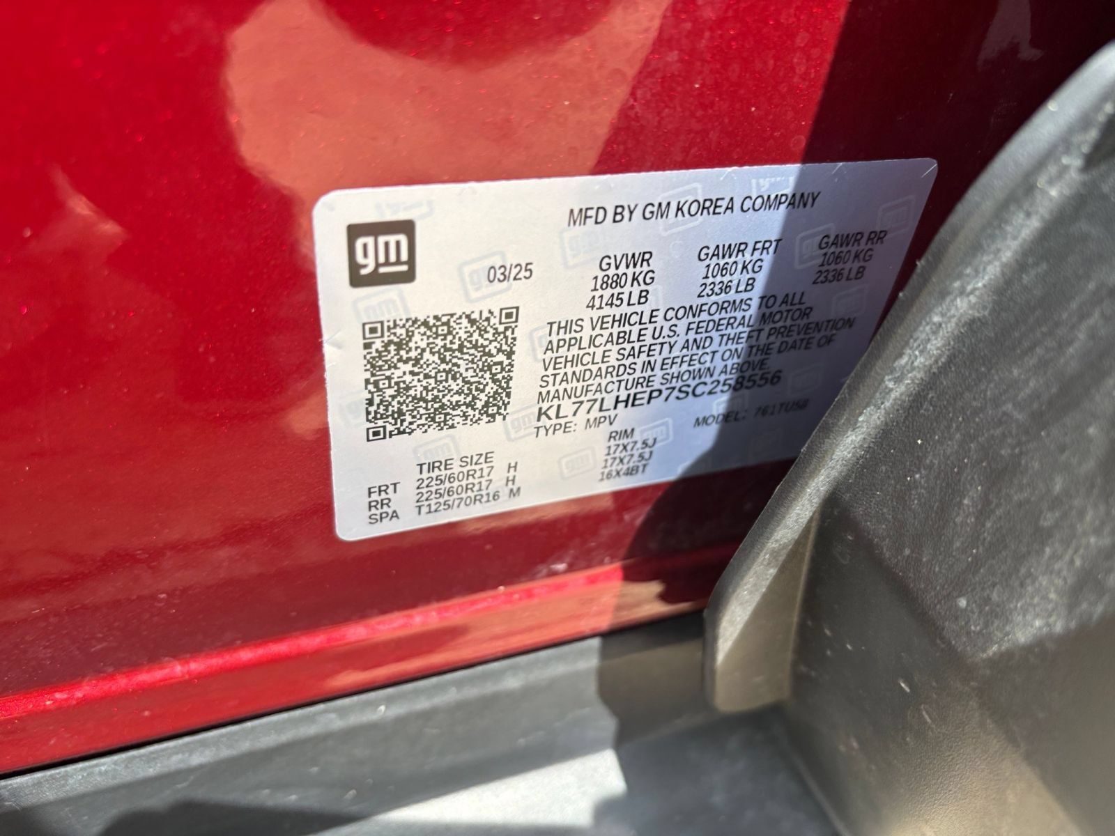 Used 2025 Chevrolet Trax LT w/ LT Convenience Package FWD image 23