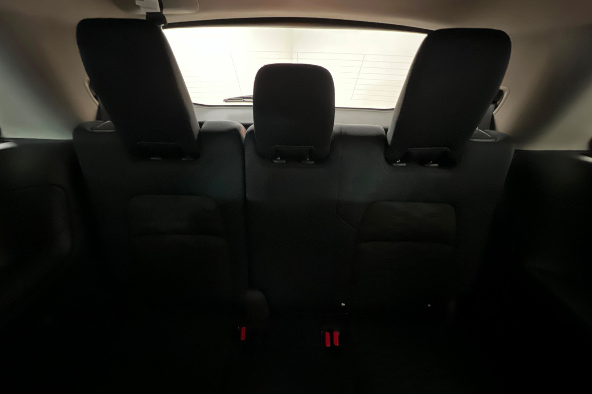 Used 2025 Nissan Pathfinder S FWD image 24