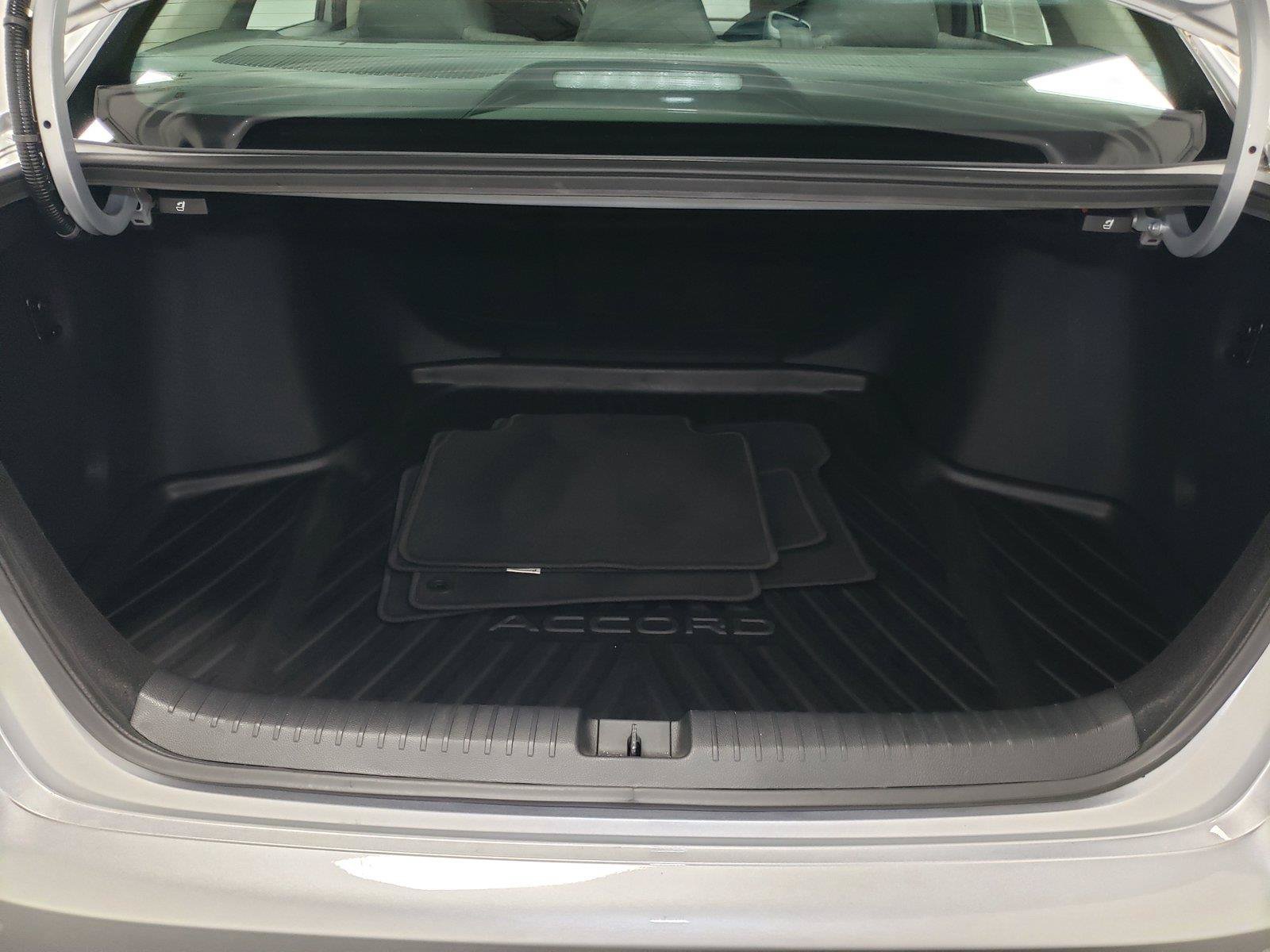Used 2025 Honda Accord SE image 33