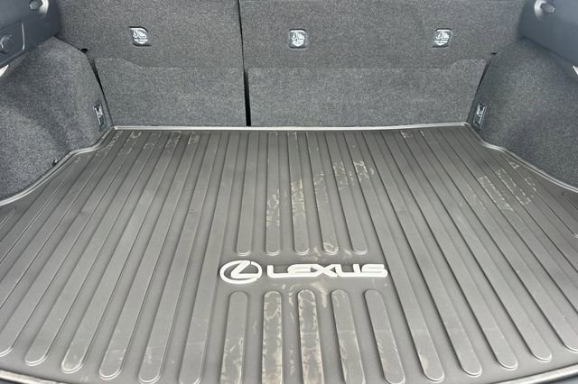New 2026 Lexus UX 300h FWD image 13