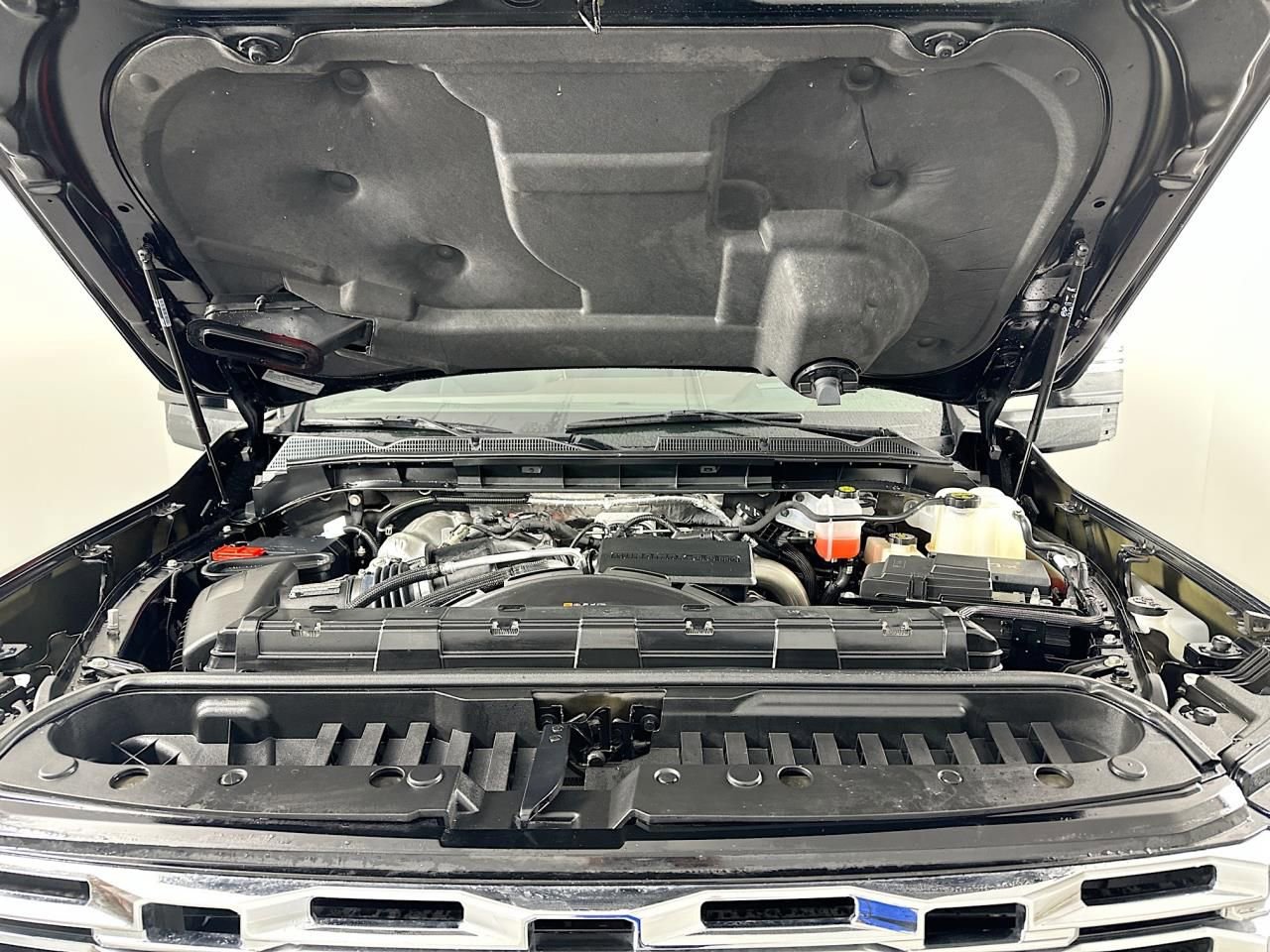 Used 2024 GMC Sierra 3500 Denali w/ Denali Reserve Package image 46