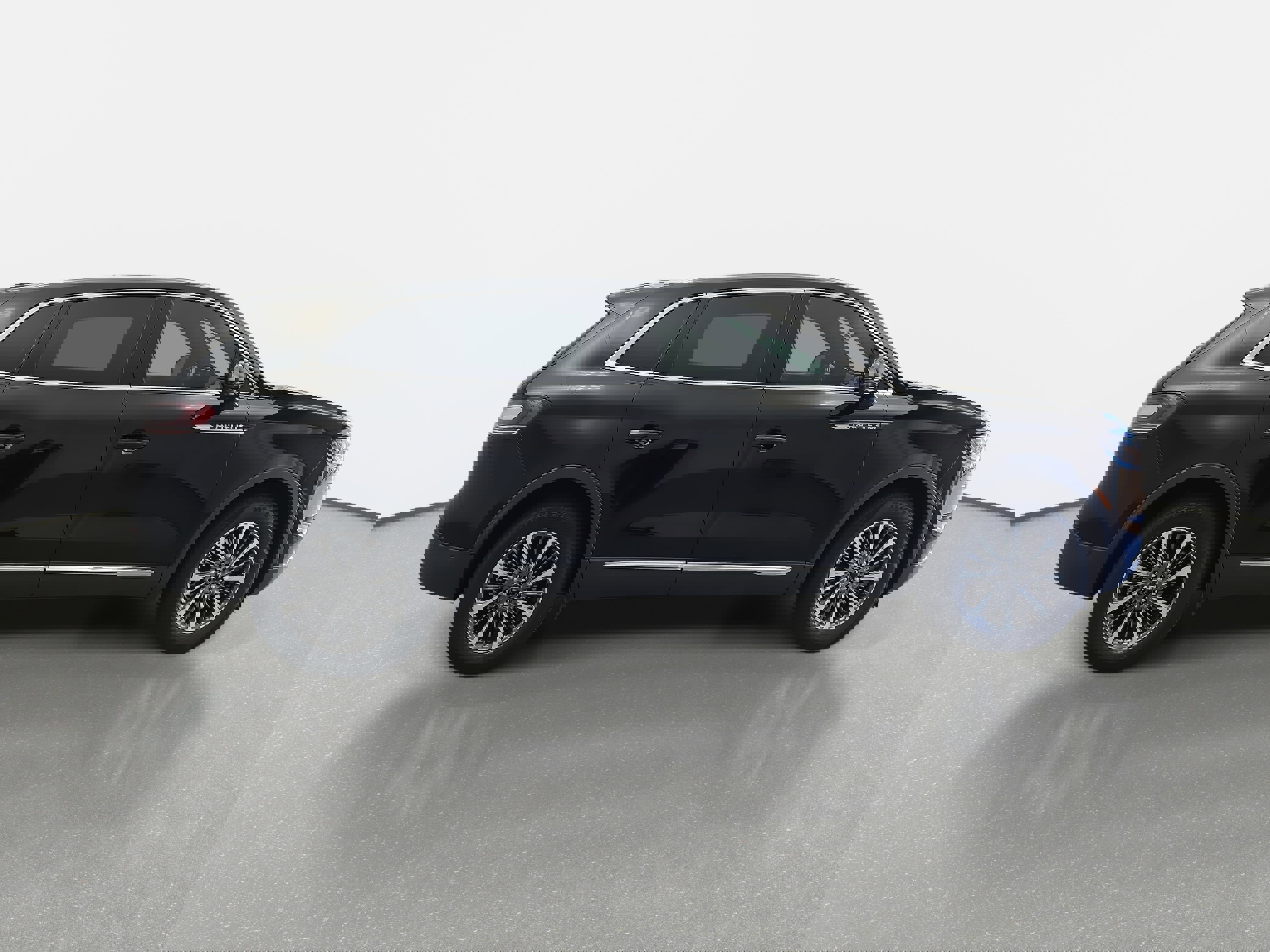 Used 2023 Lincoln Nautilus Reserve image 4