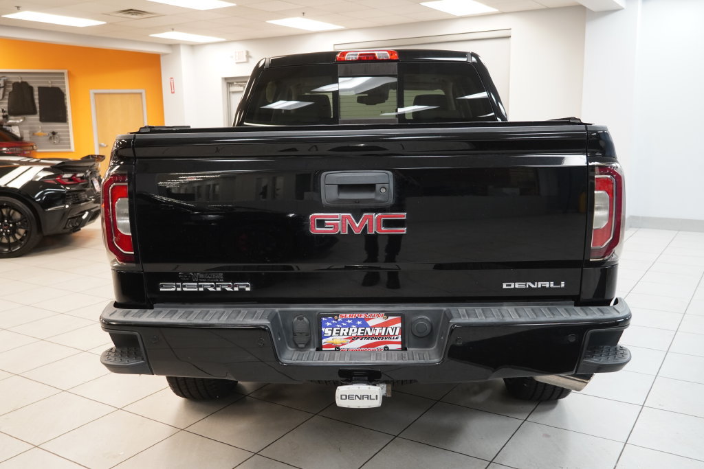 Used 2016 GMC Sierra 1500 Denali w/ Denali Ultimate Package AWD/4WD image 9