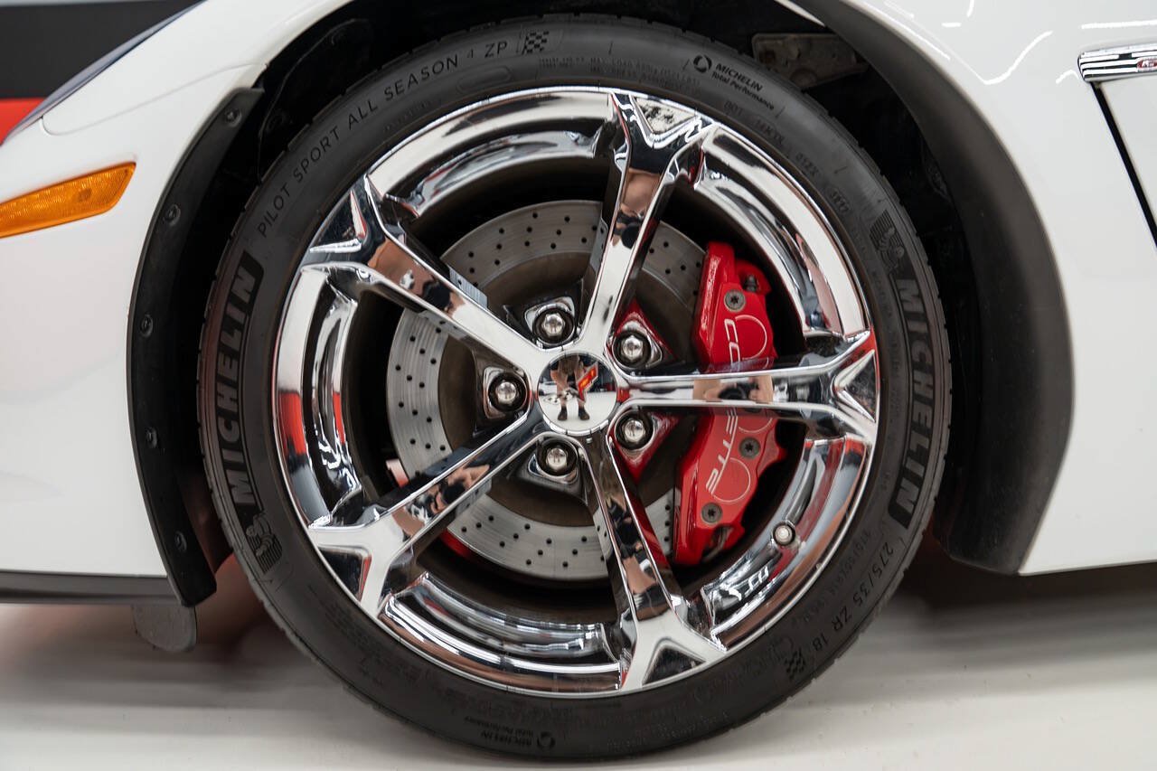 Used 2013 Chevrolet Corvette Grand Sport w/ 2LT Preferred Equipment Group RWD image 36
