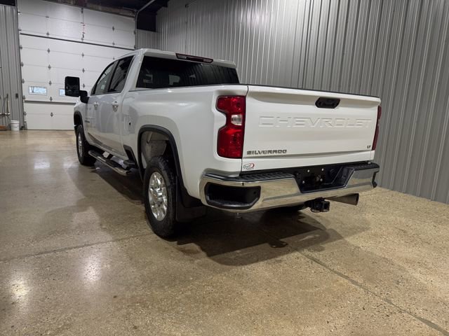 Used 2023 Chevrolet Silverado 2500 LT image 3