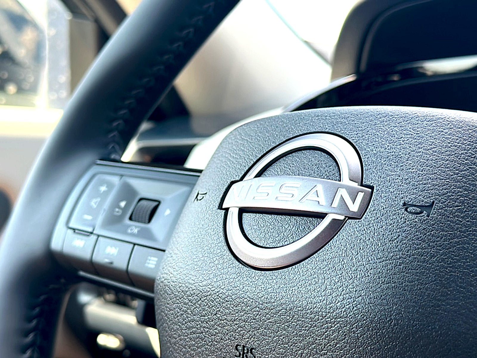 New 2026 Nissan Pathfinder SL FWD image 21
