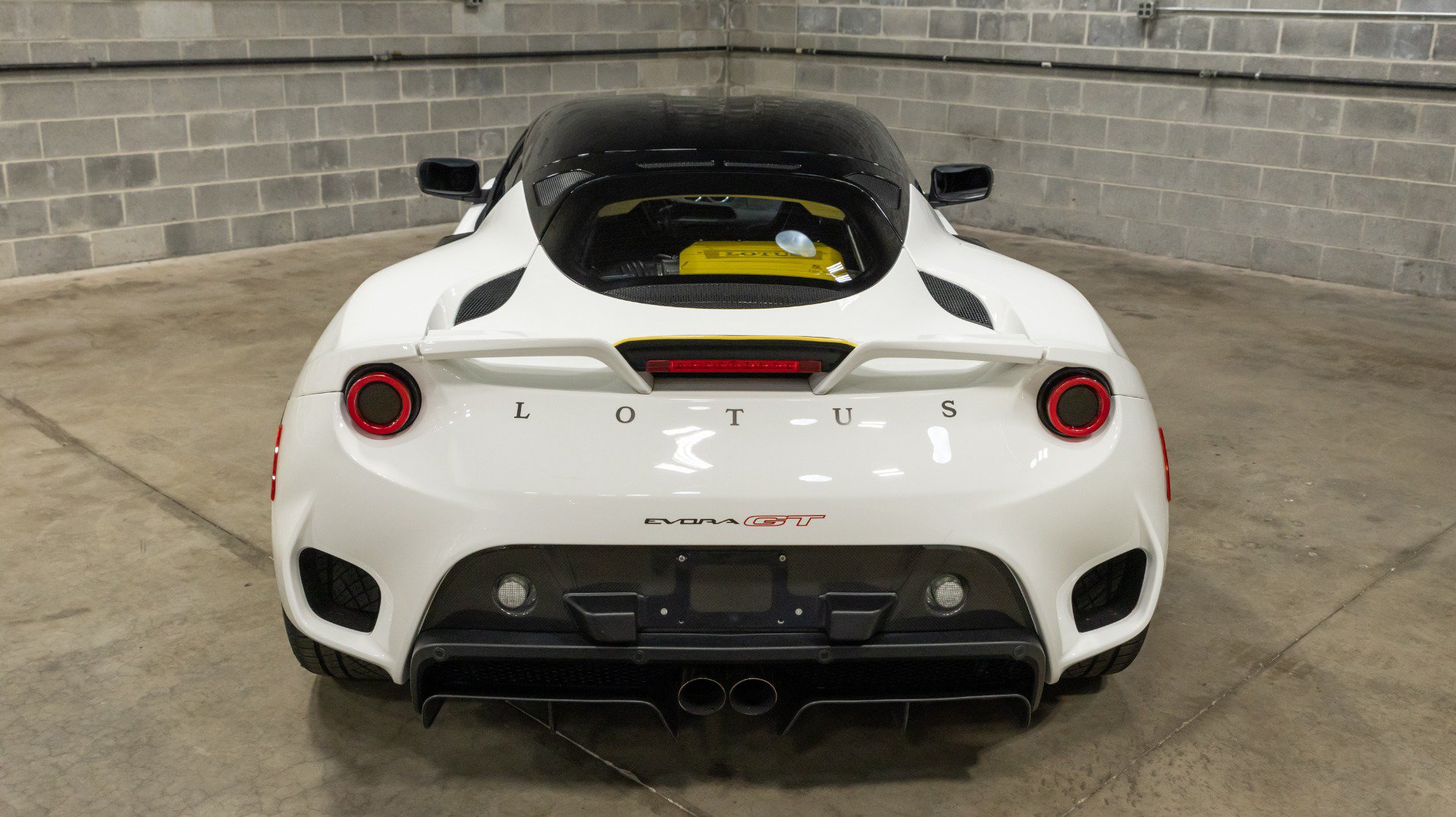Used 2021 Lotus Evora RWD image 10
