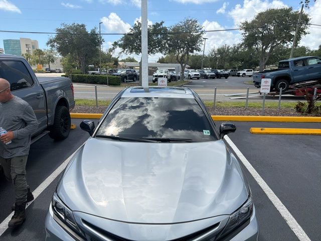 Used 2023 Toyota Camry SE w/ Cold Weather Package AWD/4WD image 3