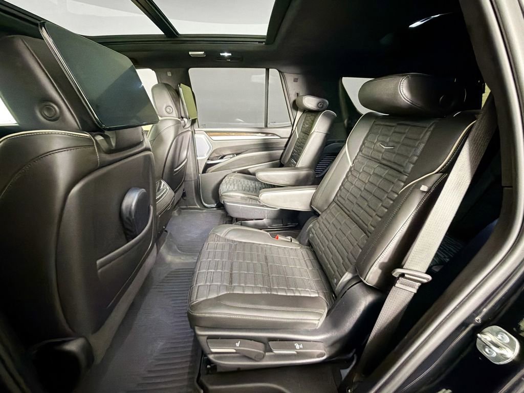 Used 2025 Cadillac Escalade Sport Platinum image 26