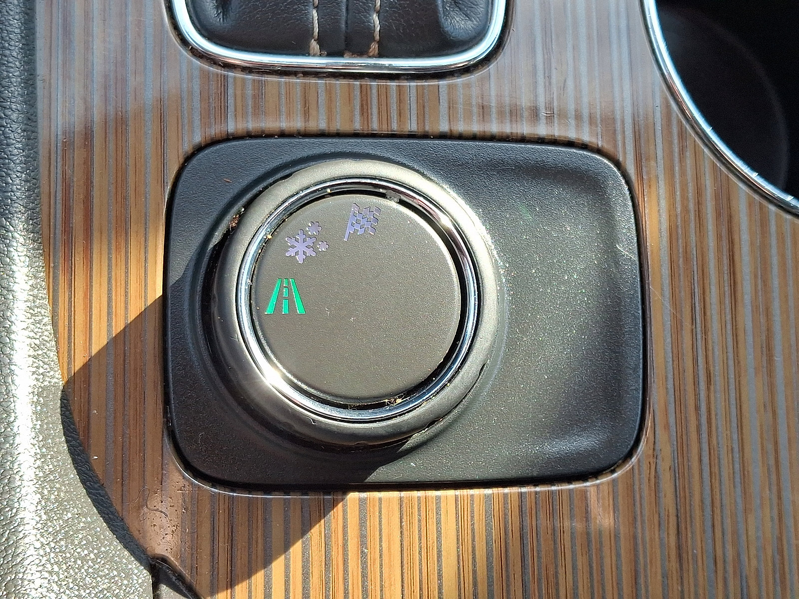 Used 2019 GMC Acadia SLE w/ LPO, Floor Liner Package image 27