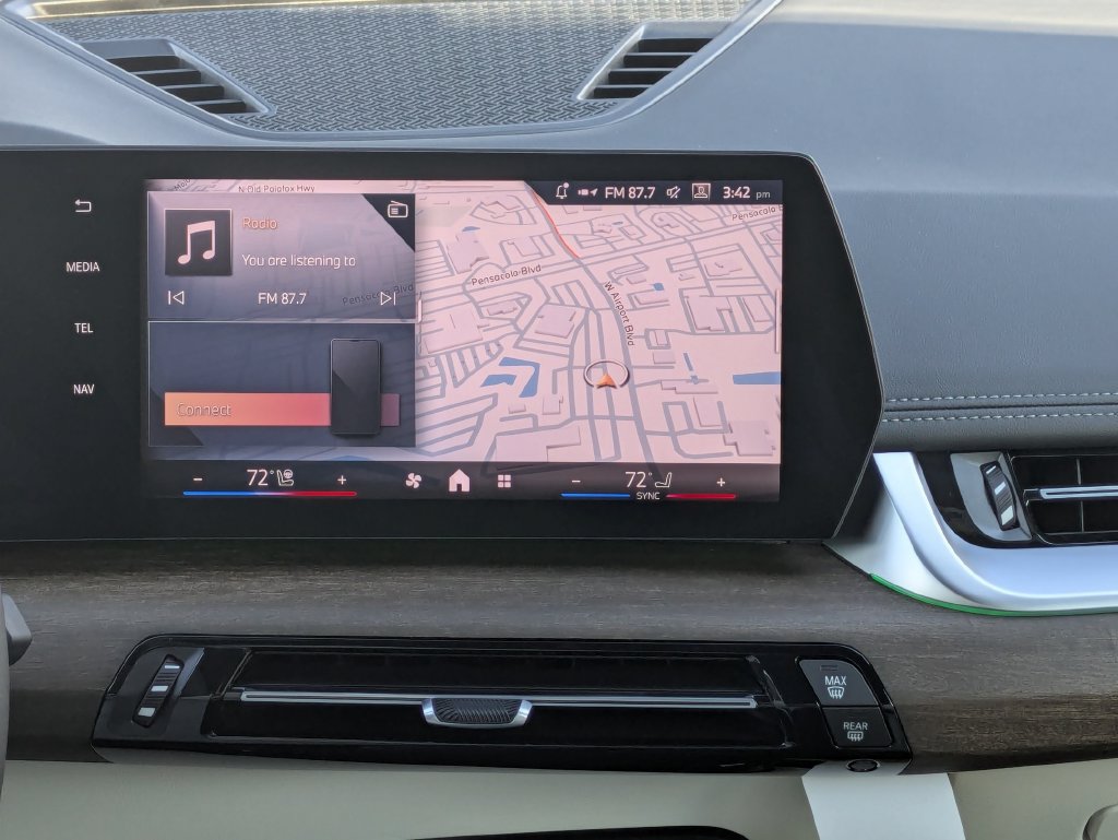New 2027 BMW X1 xDrive28i AWD/4WD image 17