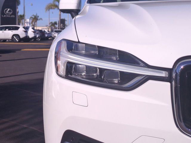 Used 2020 Volvo XC60 T8 Momentum image 11