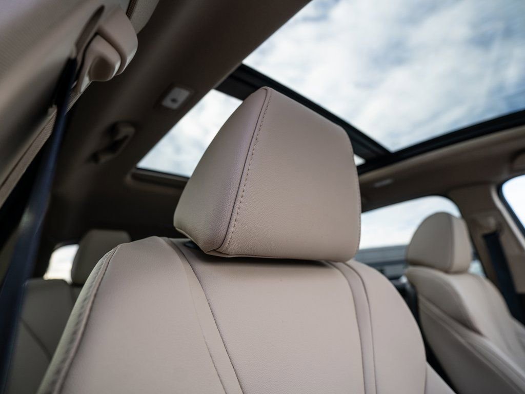 Certified 2025 Acura MDX SH-AWD image 19