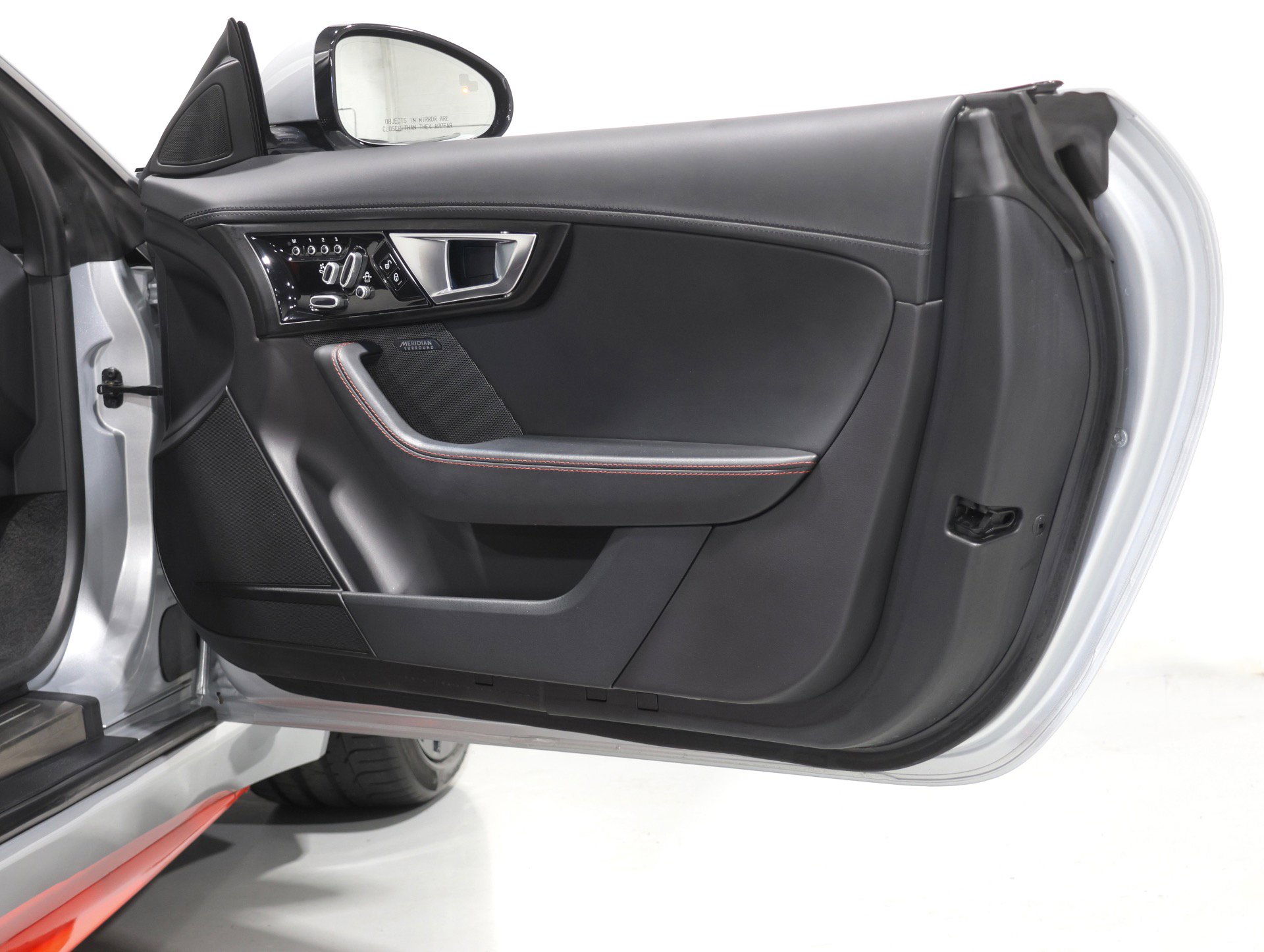 Used 2014 Jaguar F-TYPE S image 60