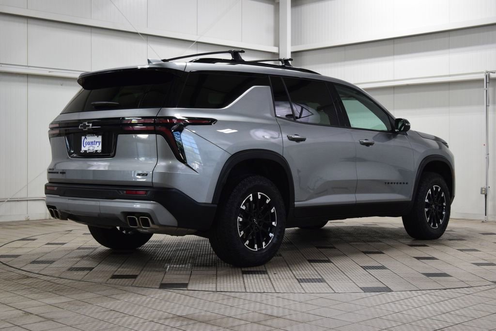 Used 2025 Chevrolet Traverse Z71 w/ Driver Confidence Package AWD/4WD image 8