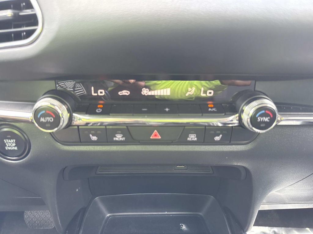 Used 2021 MAZDA CX-30 FWD 2.5 S w/ Preferred Package image 32