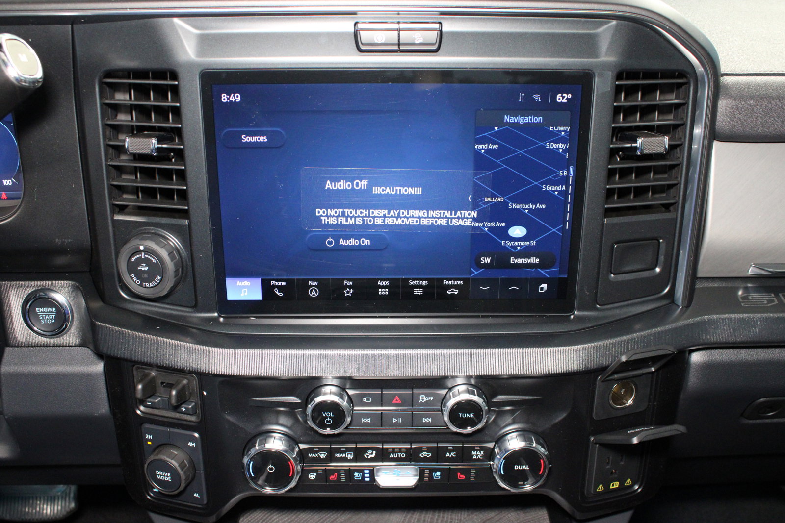 New 2025 Ford F250 Platinum image 13