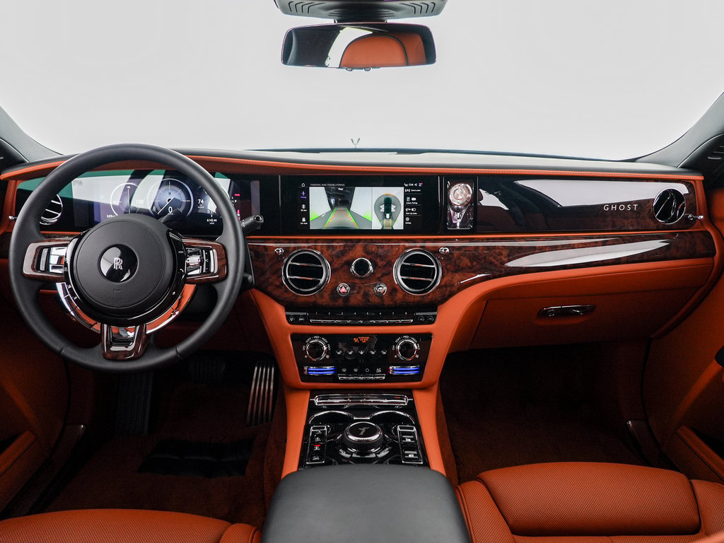 Certified 2025 Rolls-Royce Ghost AWD/4WD image 4