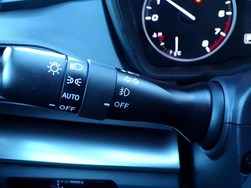 Certified 2024 Subaru Impreza 2.0i Sport AWD/4WD image 25