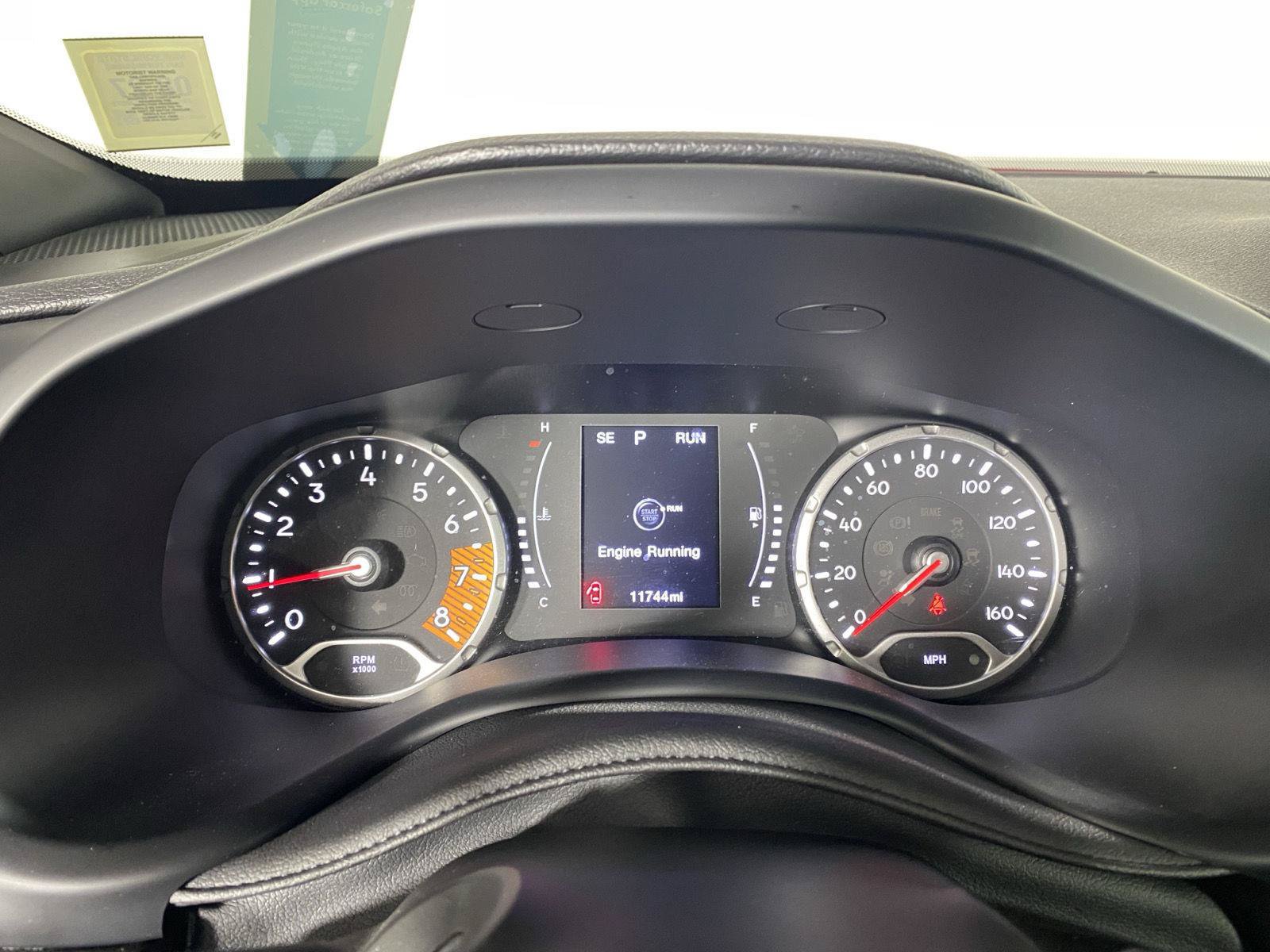 Used 2023 Jeep Renegade Latitude AWD/4WD image 26
