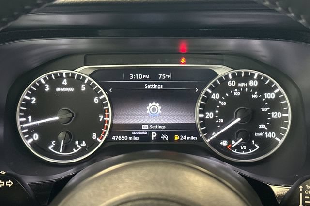 Used 2024 Nissan Pathfinder SV FWD image 27