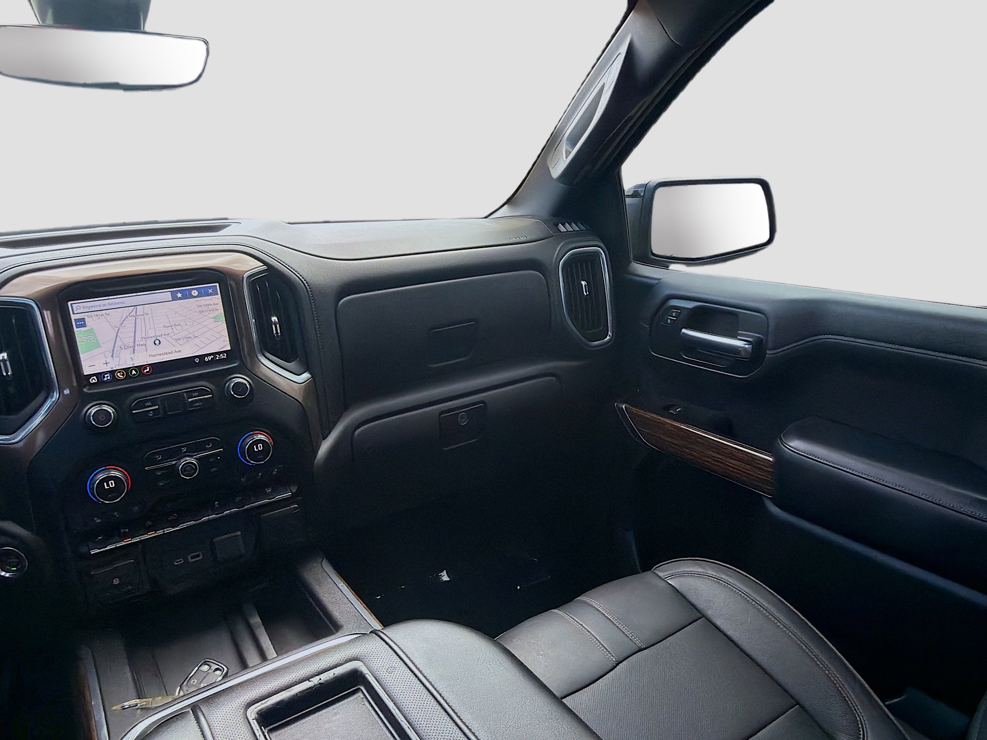 Used 2019 Chevrolet Silverado 1500 High Country w/ Technology Package AWD/4WD image 22