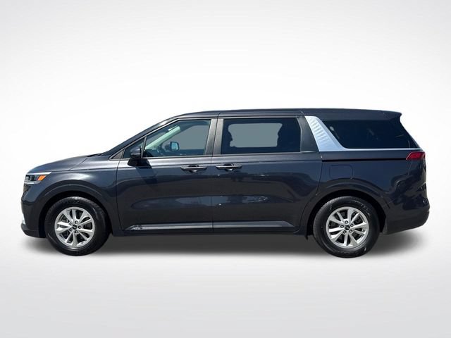 Used 2022 Kia Carnival LX FWD image 3