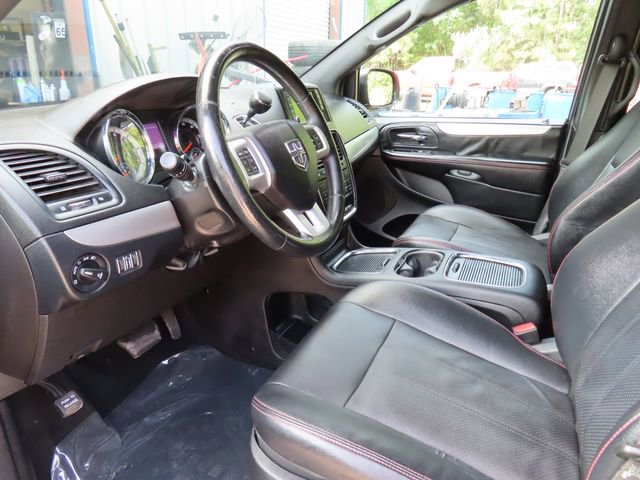 Used 2019 Dodge Grand Caravan GT FWD image 17