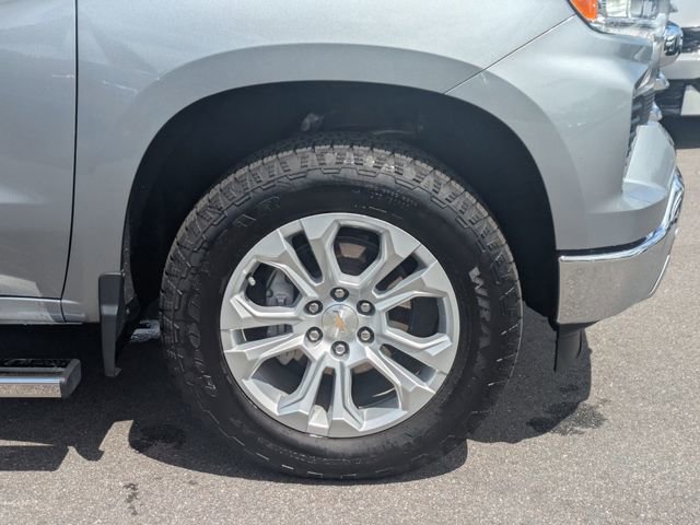 Used 2025 Chevrolet Silverado 1500 LTZ AWD/4WD image 11