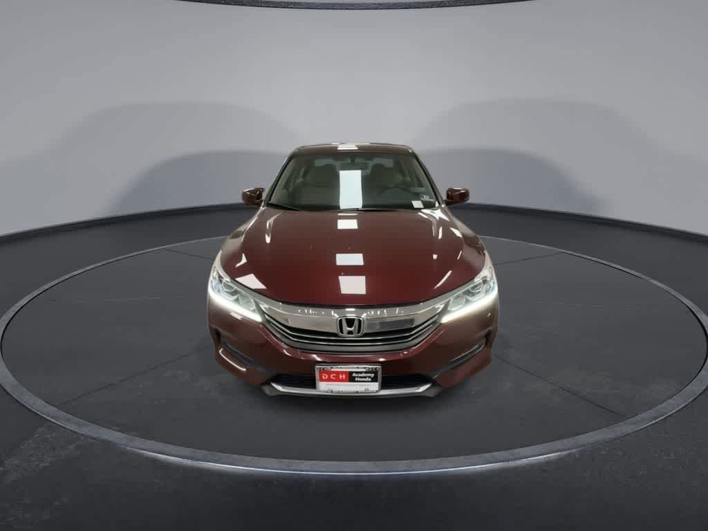 Used 2017 Honda Accord EX-L image 3