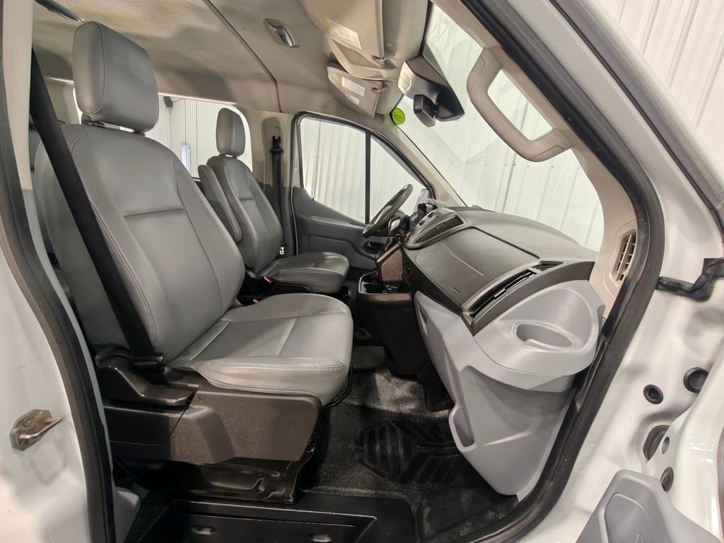 Used 2016 Ford Transit 150 XL image 23