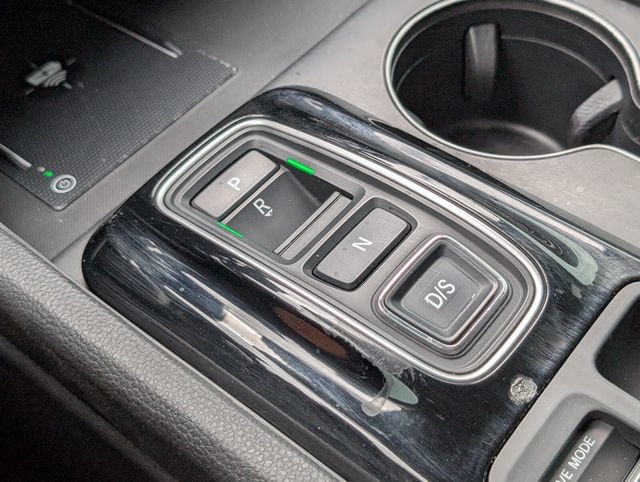 Used 2025 Honda Pilot EX-L image 24