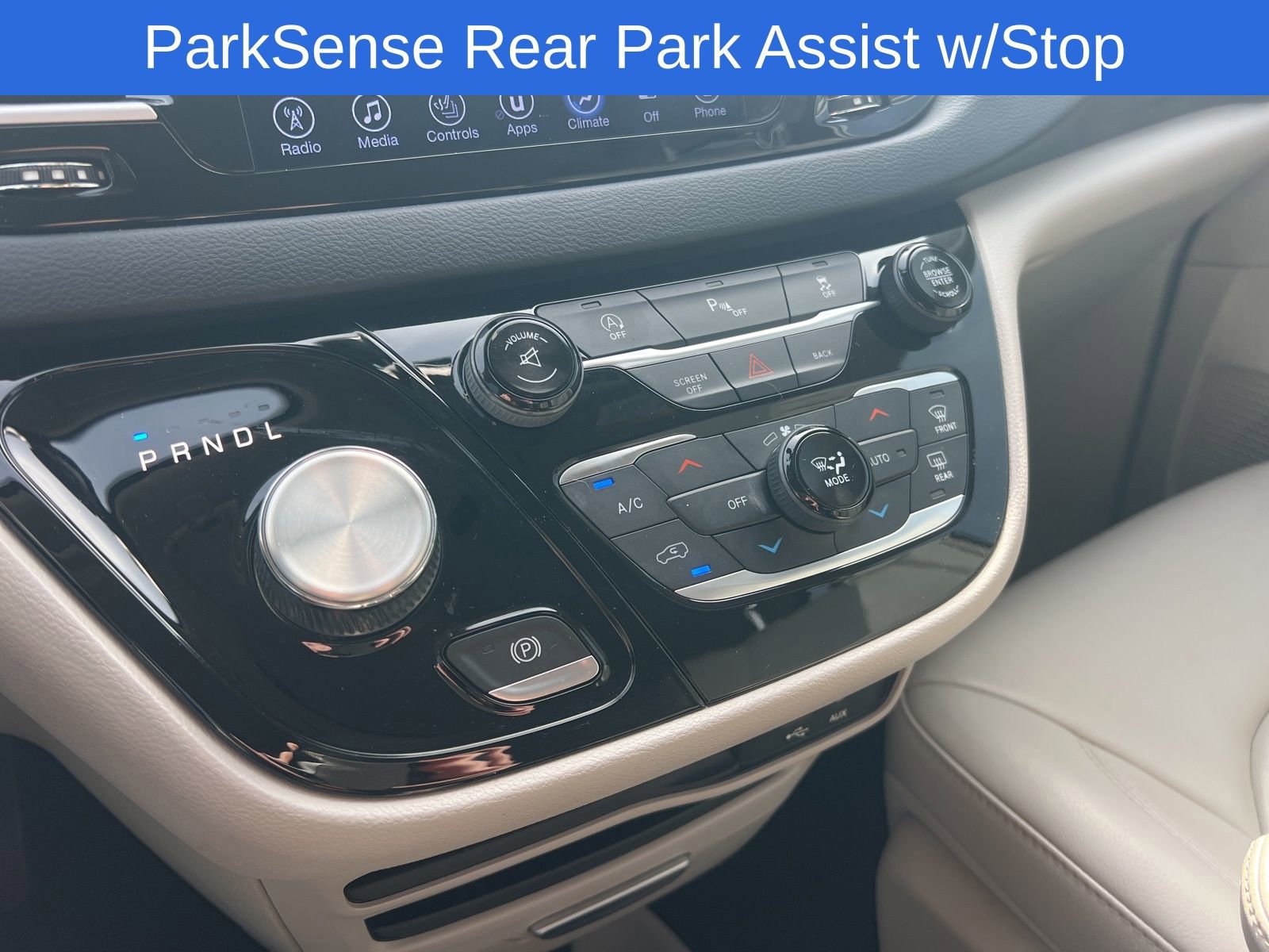 Used 2017 Chrysler Pacifica Touring-L w/ Tire & Wheel Group image 22