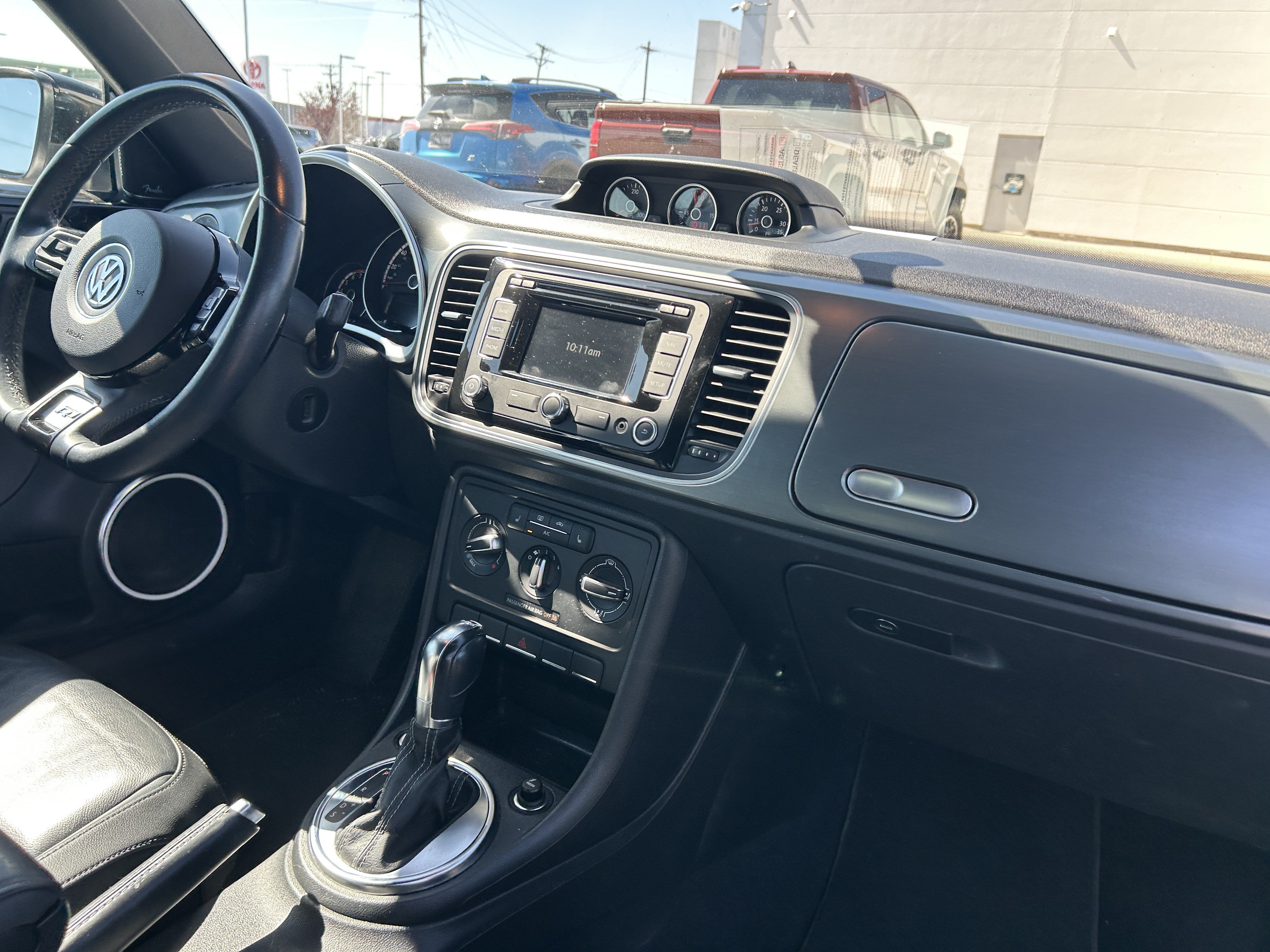 Used 2014 Volkswagen Beetle R-Line FWD image 14
