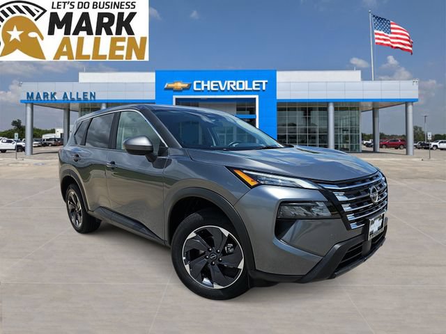 Used 2025 Nissan Rogue SV