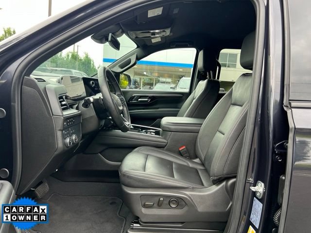 Used 2025 Chevrolet Suburban Z71 AWD/4WD image 19