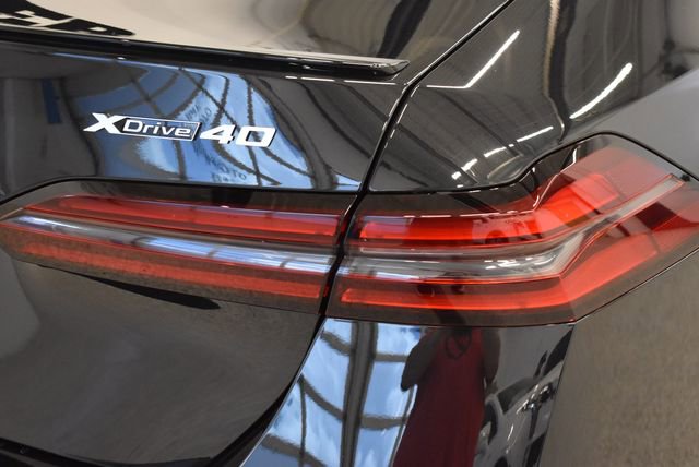 New 2027 BMW i5 xDrive40 w/ M Sport Package AWD/4WD image 12