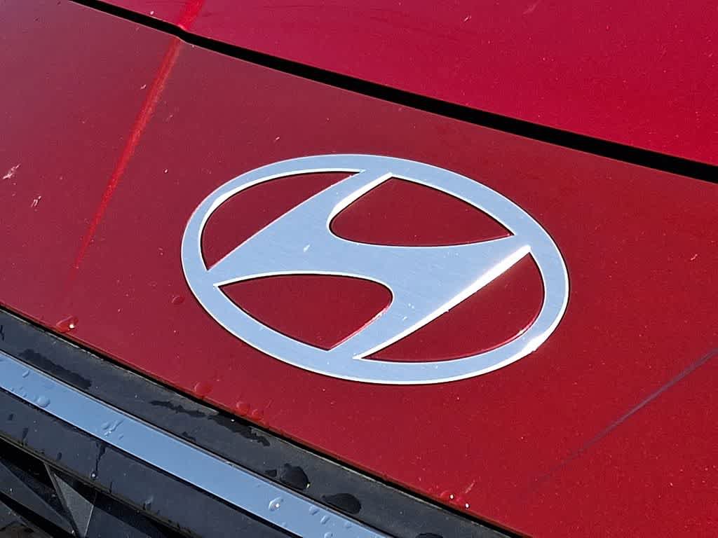 Used 2025 Hyundai Elantra Sport FWD image 29