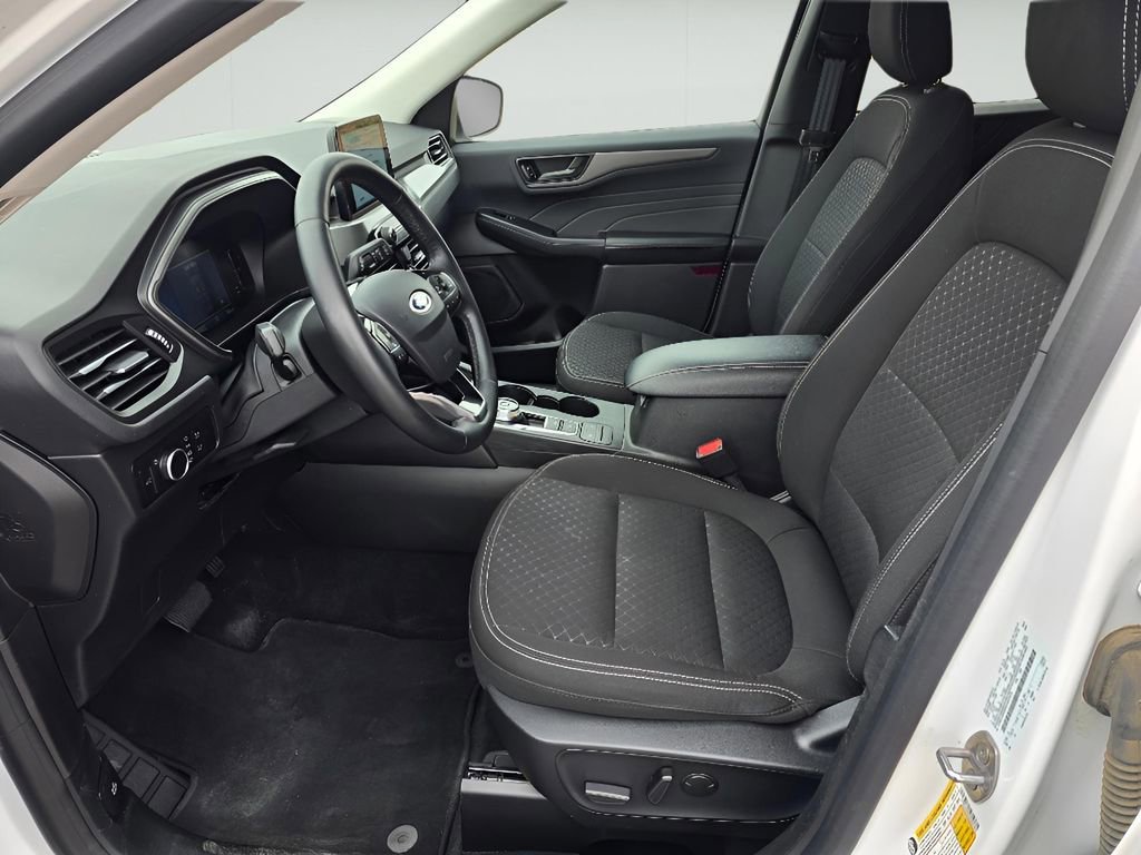 Used 2024 Ford Escape Active AWD/4WD image 27